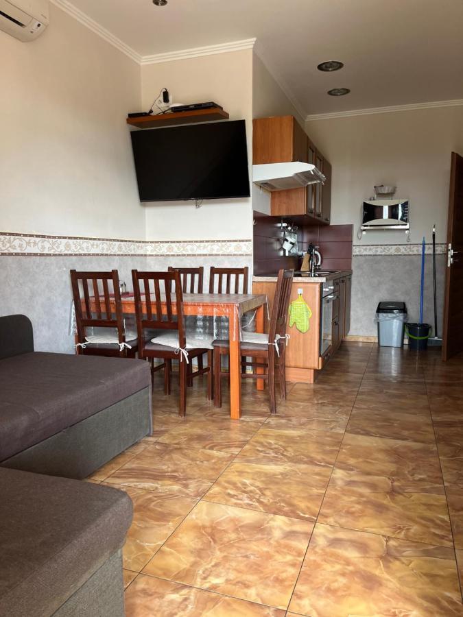 Villa Gracia Patince Ngoại thất bức ảnh