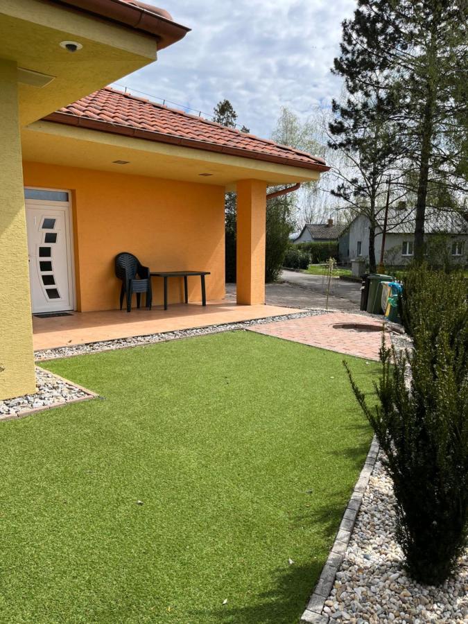 Villa Gracia Patince Ngoại thất bức ảnh