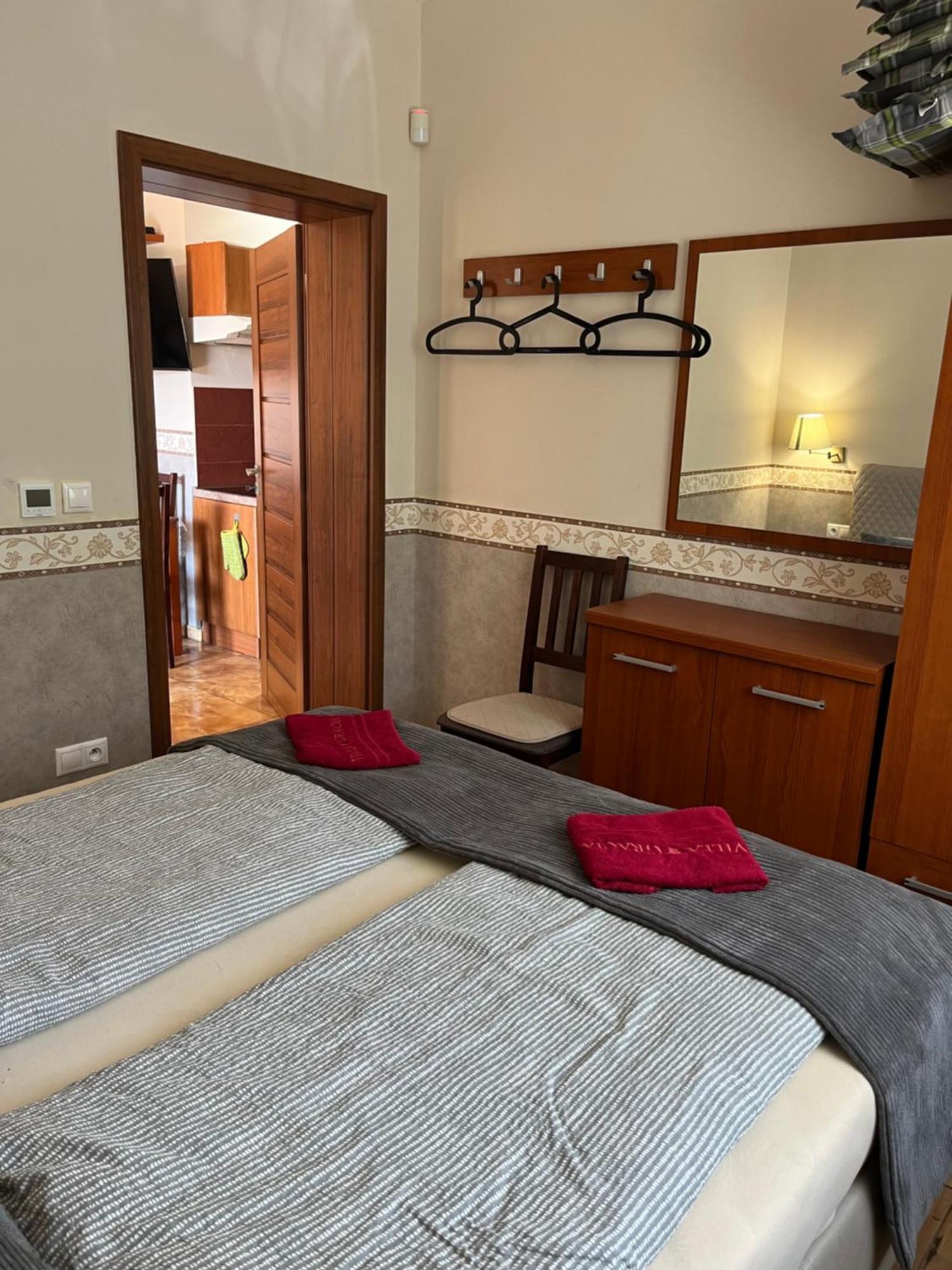 Villa Gracia Patince Ngoại thất bức ảnh