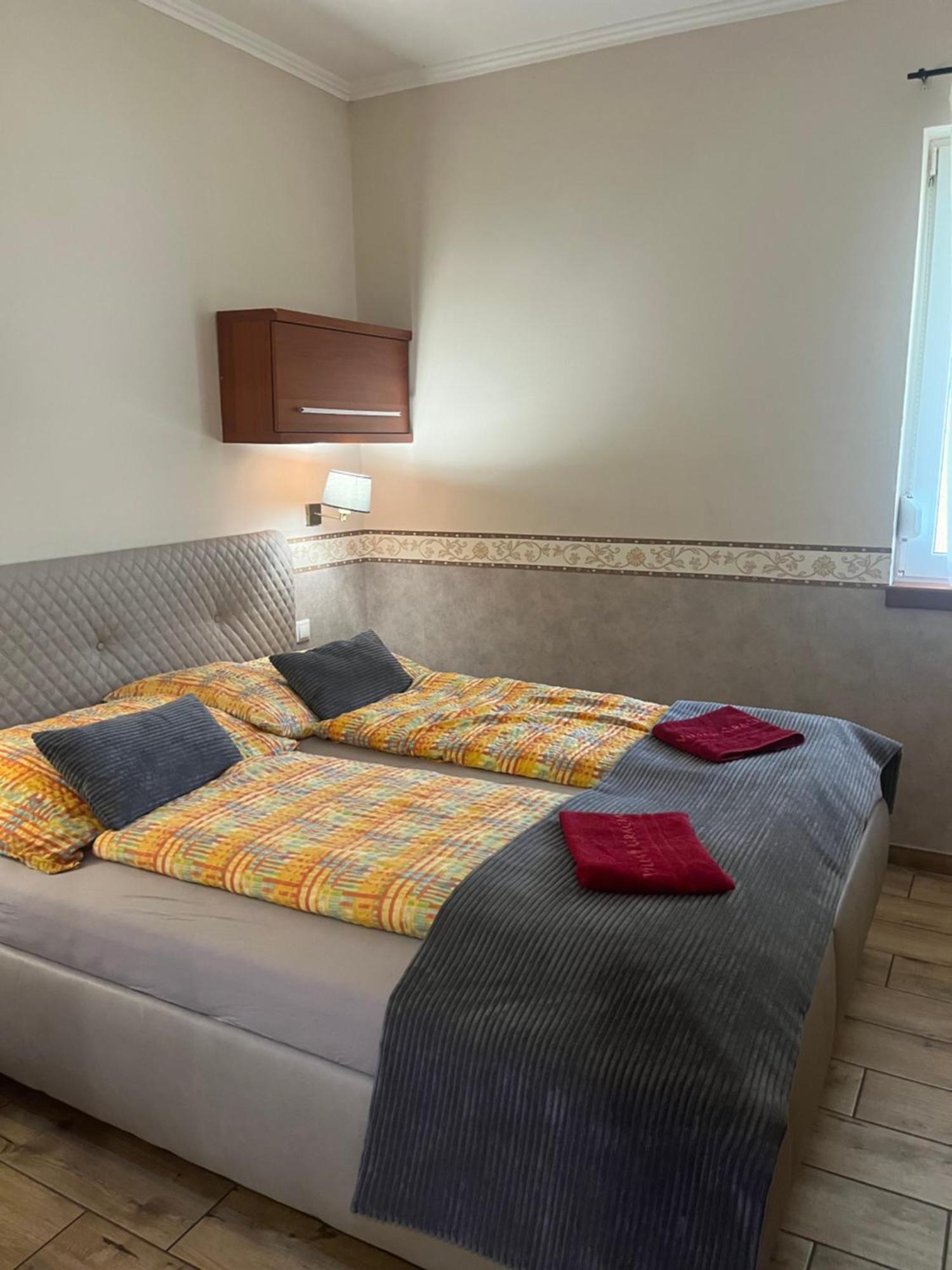 Villa Gracia Patince Ngoại thất bức ảnh