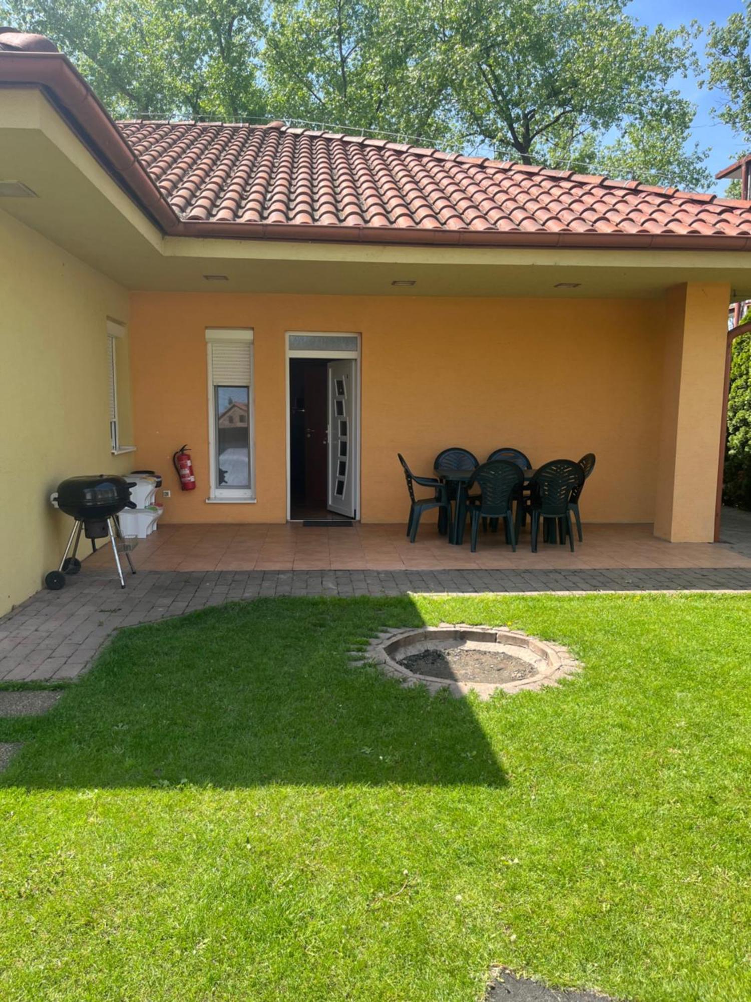 Villa Gracia Patince Ngoại thất bức ảnh