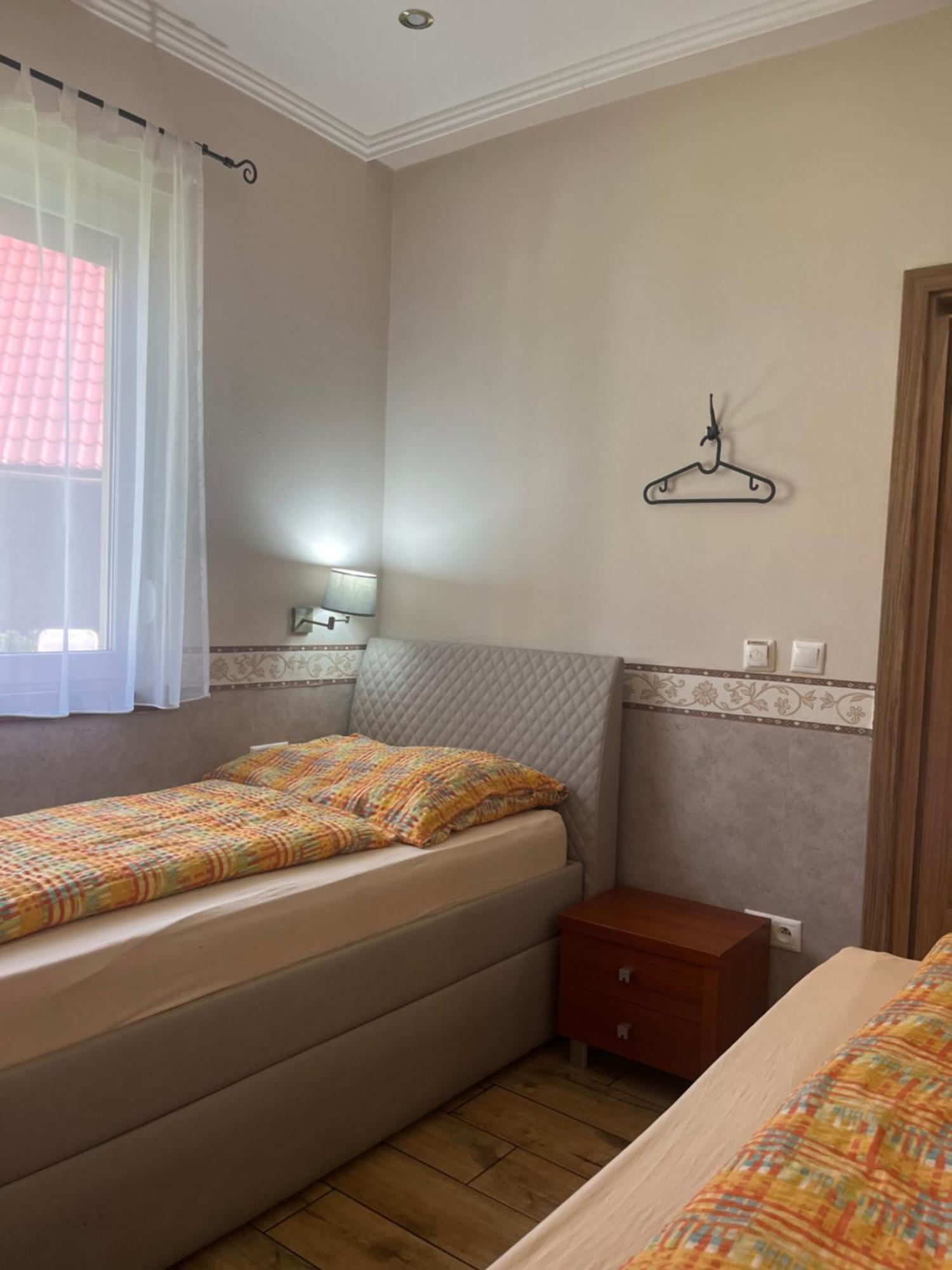 Villa Gracia Patince Ngoại thất bức ảnh