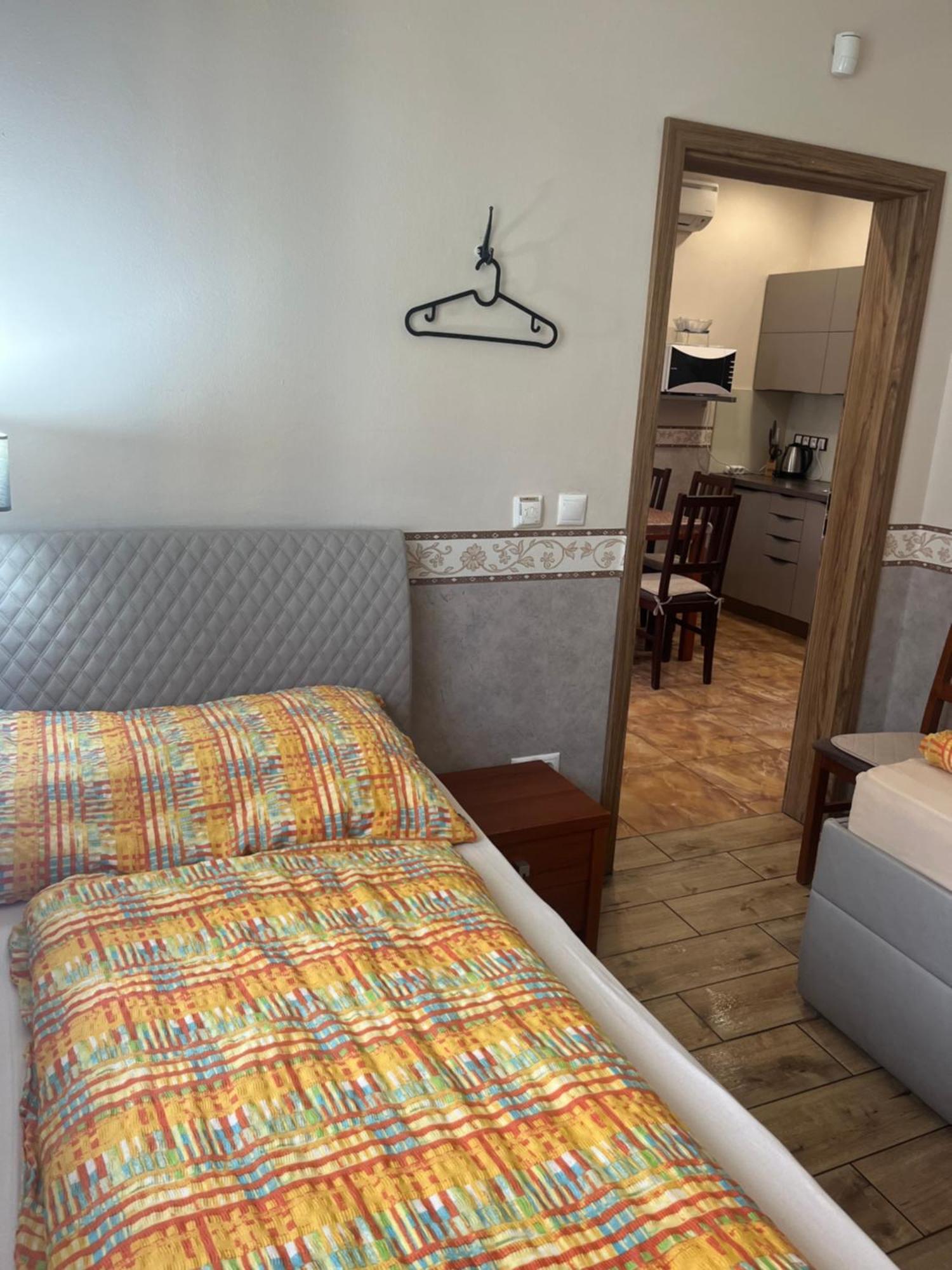 Villa Gracia Patince Ngoại thất bức ảnh