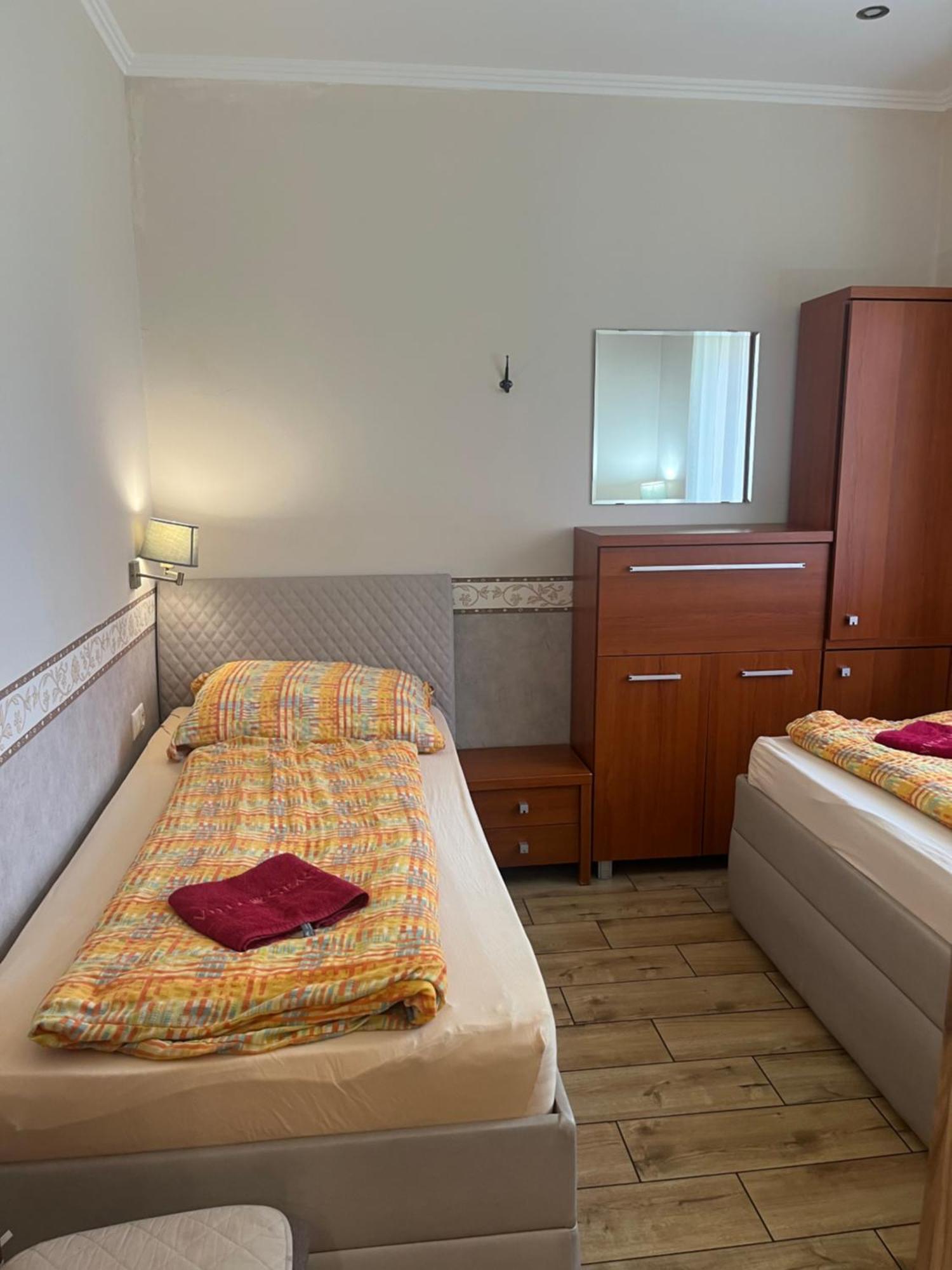Villa Gracia Patince Ngoại thất bức ảnh